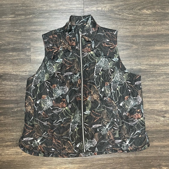 Christopher and Banks Vest - Picture 3 of 6